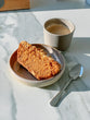 pumpkin spice cake met havercrunch